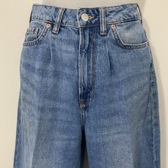 H&M Divided Women’s Size 2 Jeans Denim Button Zip Closure High Rise Blue Pockets - Picture 4 of 11